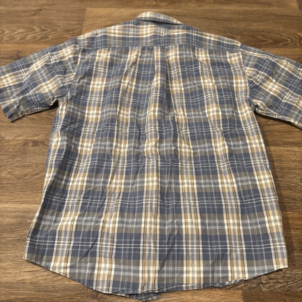 Carhartt Plaid Button Up Shirt Medium Blue Short Sleeve Workwear Cotton Logo - Picture 2 of 6